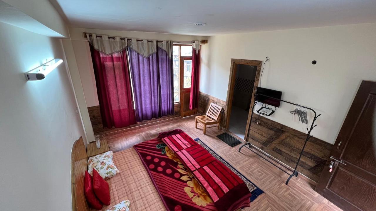 Auberge de jeunesse Yolo Backpackers - Manali Extérieur photo