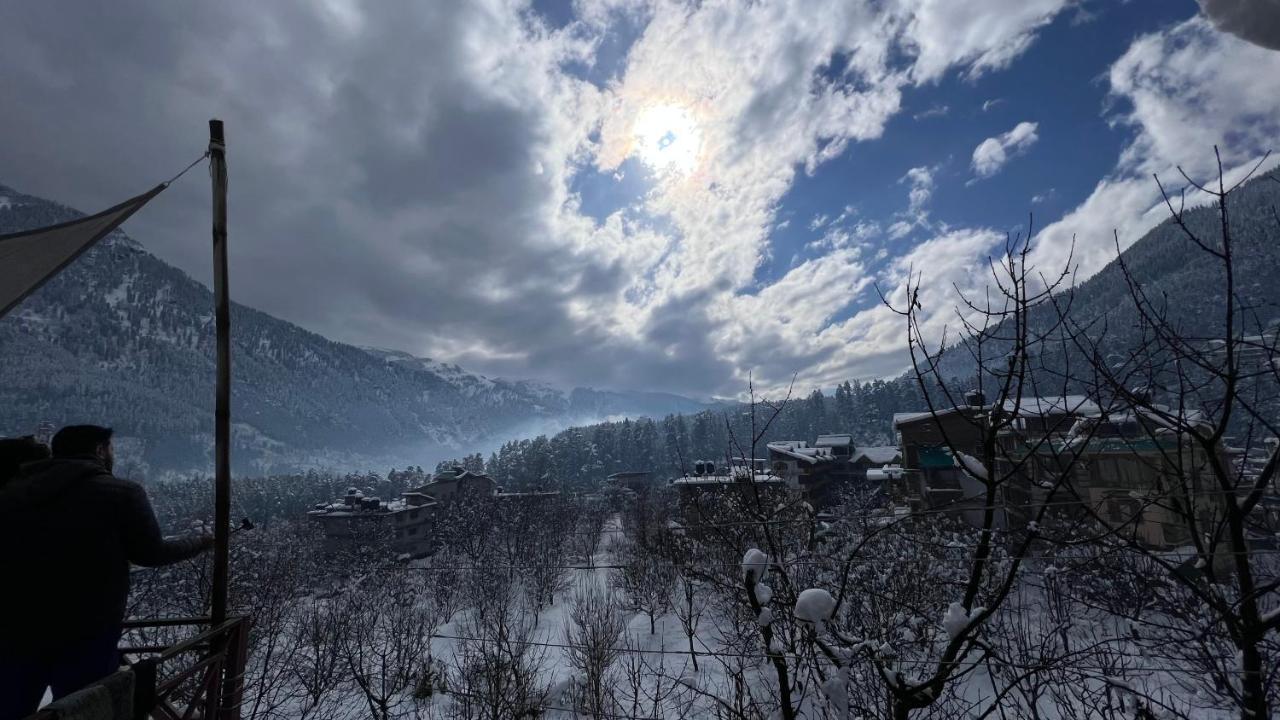 Auberge de jeunesse Yolo Backpackers - Manali Extérieur photo