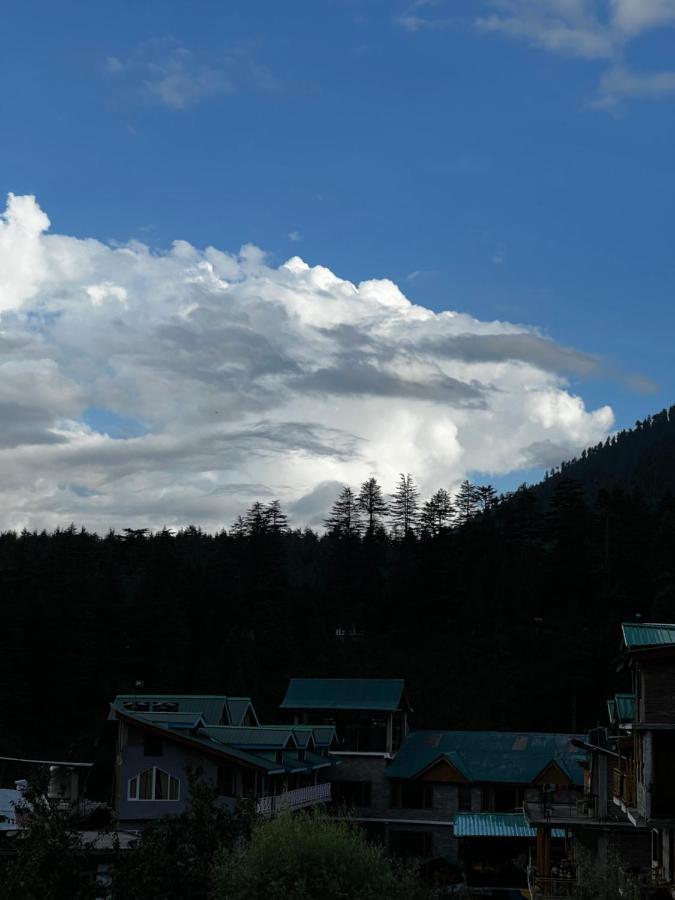 Auberge de jeunesse Yolo Backpackers - Manali Extérieur photo