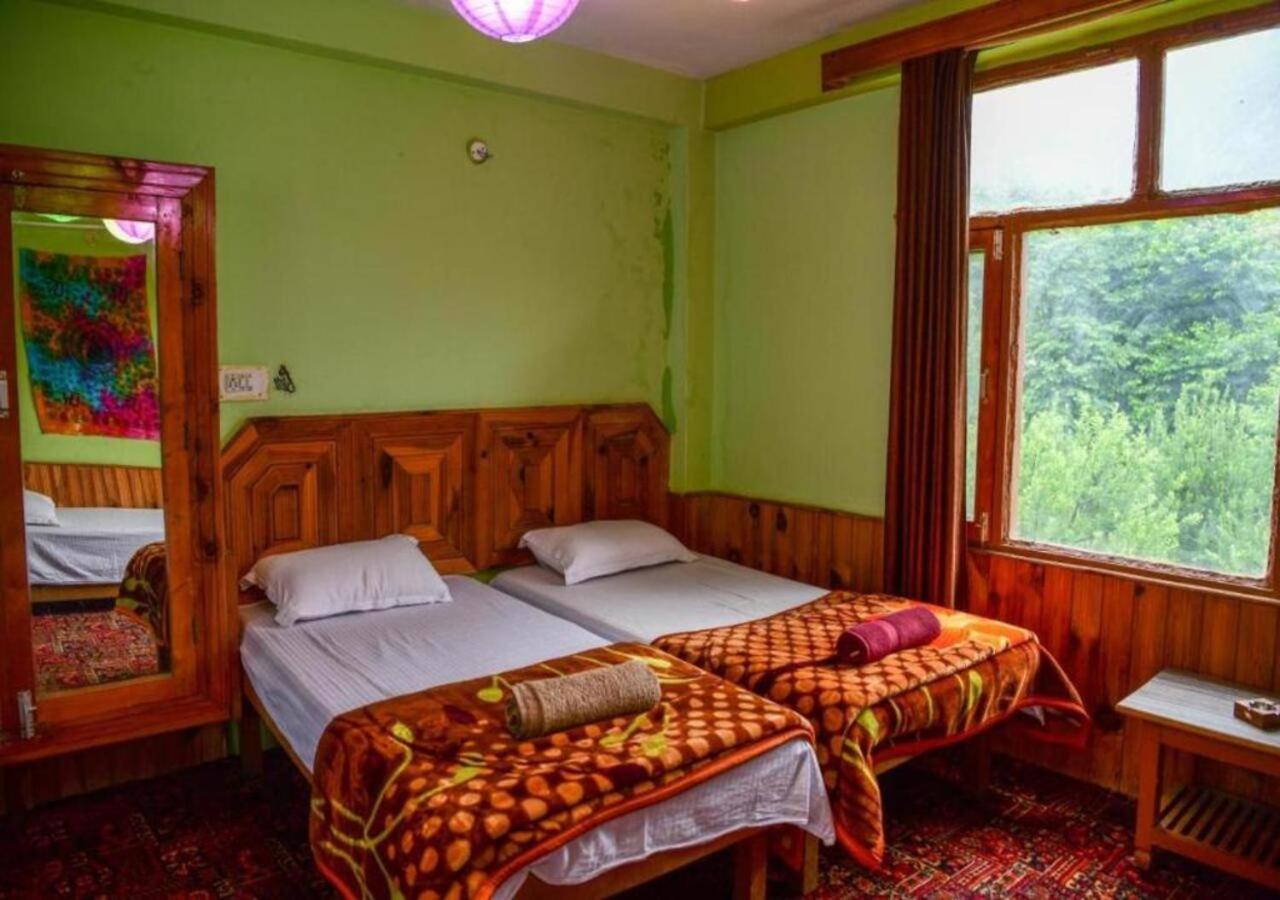 Auberge de jeunesse Yolo Backpackers - Manali Extérieur photo
